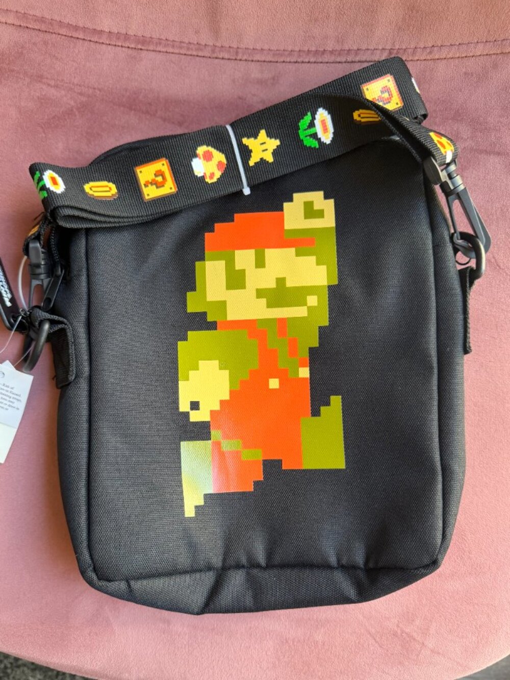 Universal Studios Super Nintendo World 8 Bit Mario Crossbody Bag NWT